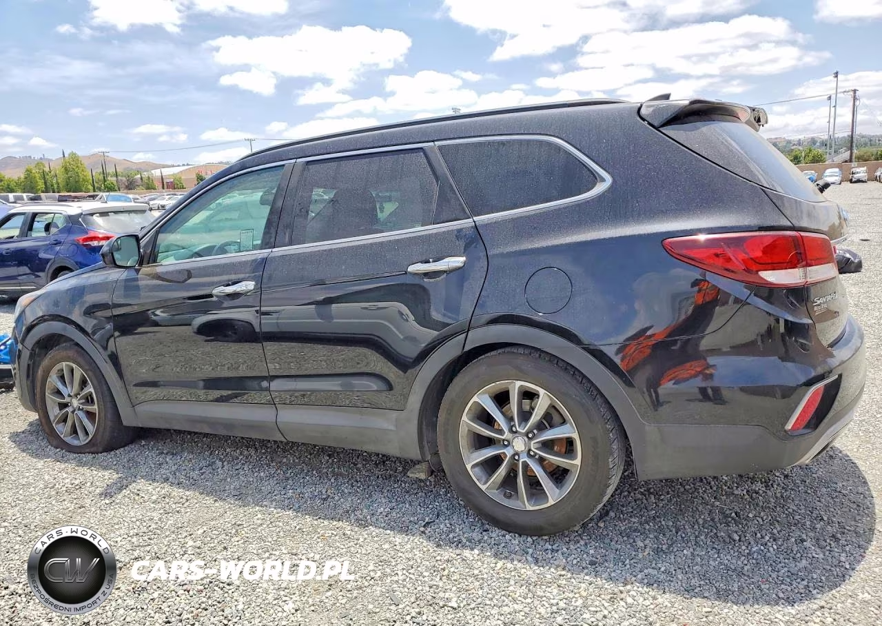 2018 Hyundai Santa Fe Se VIN:KM8SM4HF2JU260564 - 2
