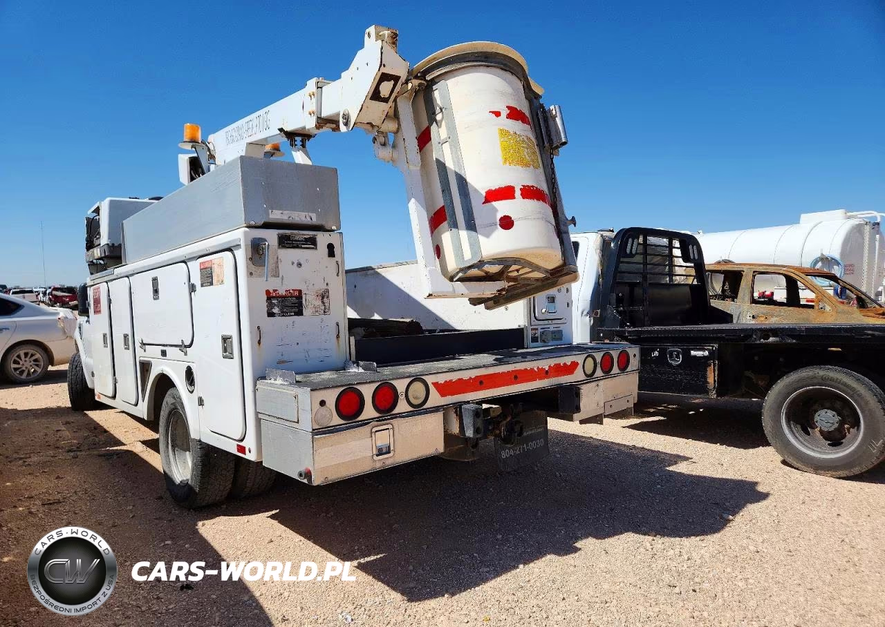 2008 Ford F350 Super Duty Bucket Truck VIN:1FDWF36588EE43505 - 3