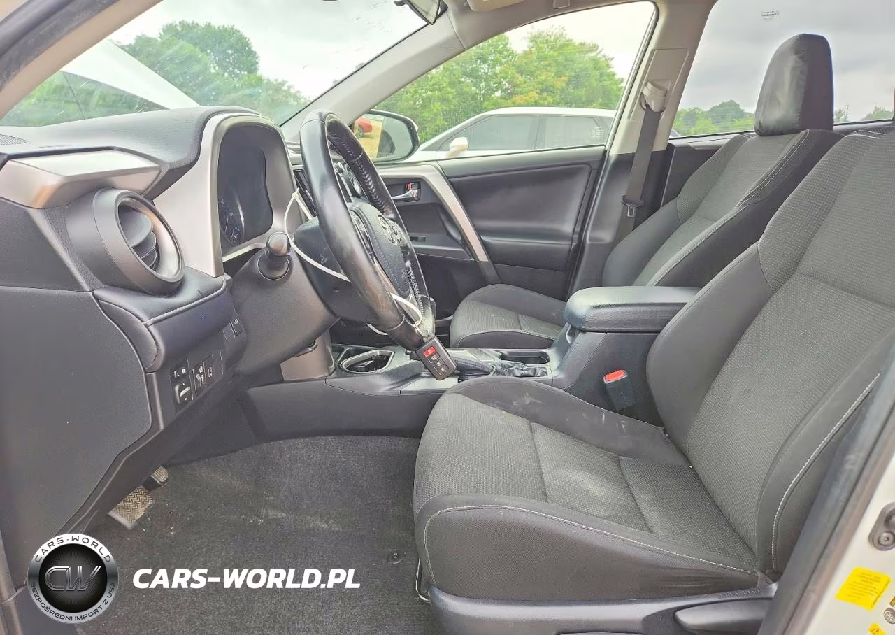 2018 Toyota Rav4 Xle VIN:JTMWFREV2JJ170437 - 7