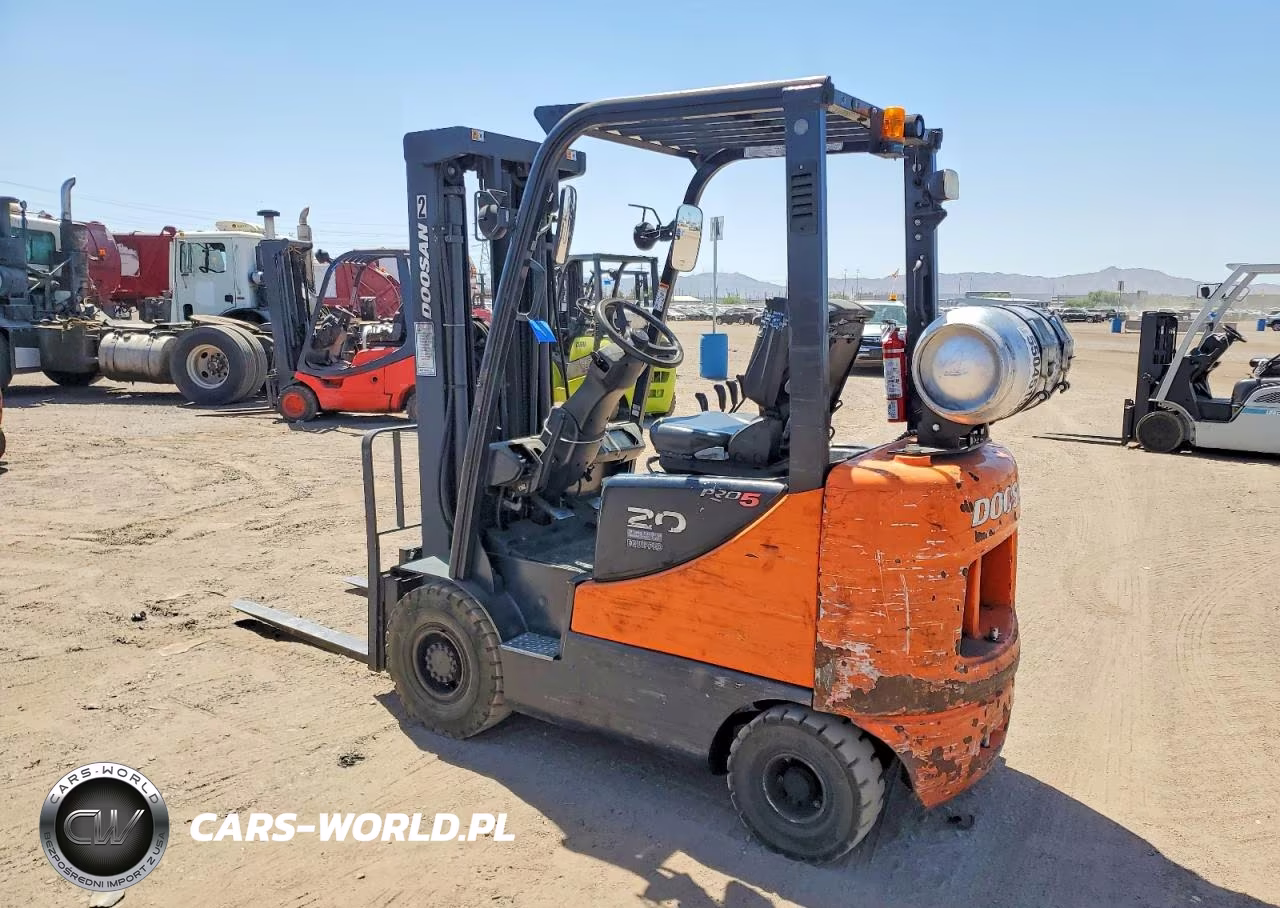 2015 Doosan Forklift VIN:FGA07179000822 - 3