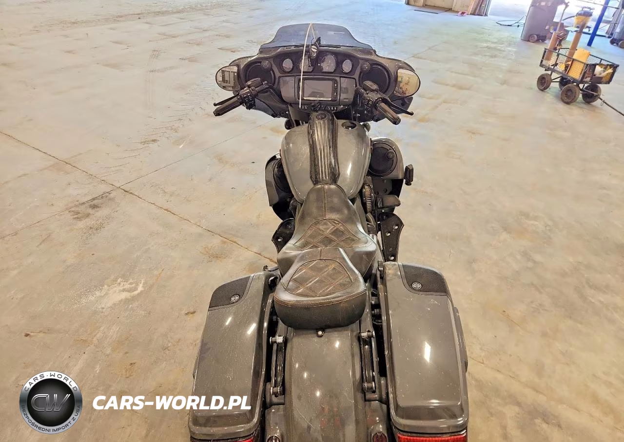 2018 Harley-Davidson Flhxse Cvo Street Glide VIN:1HD1PXL19JB959396 - 6