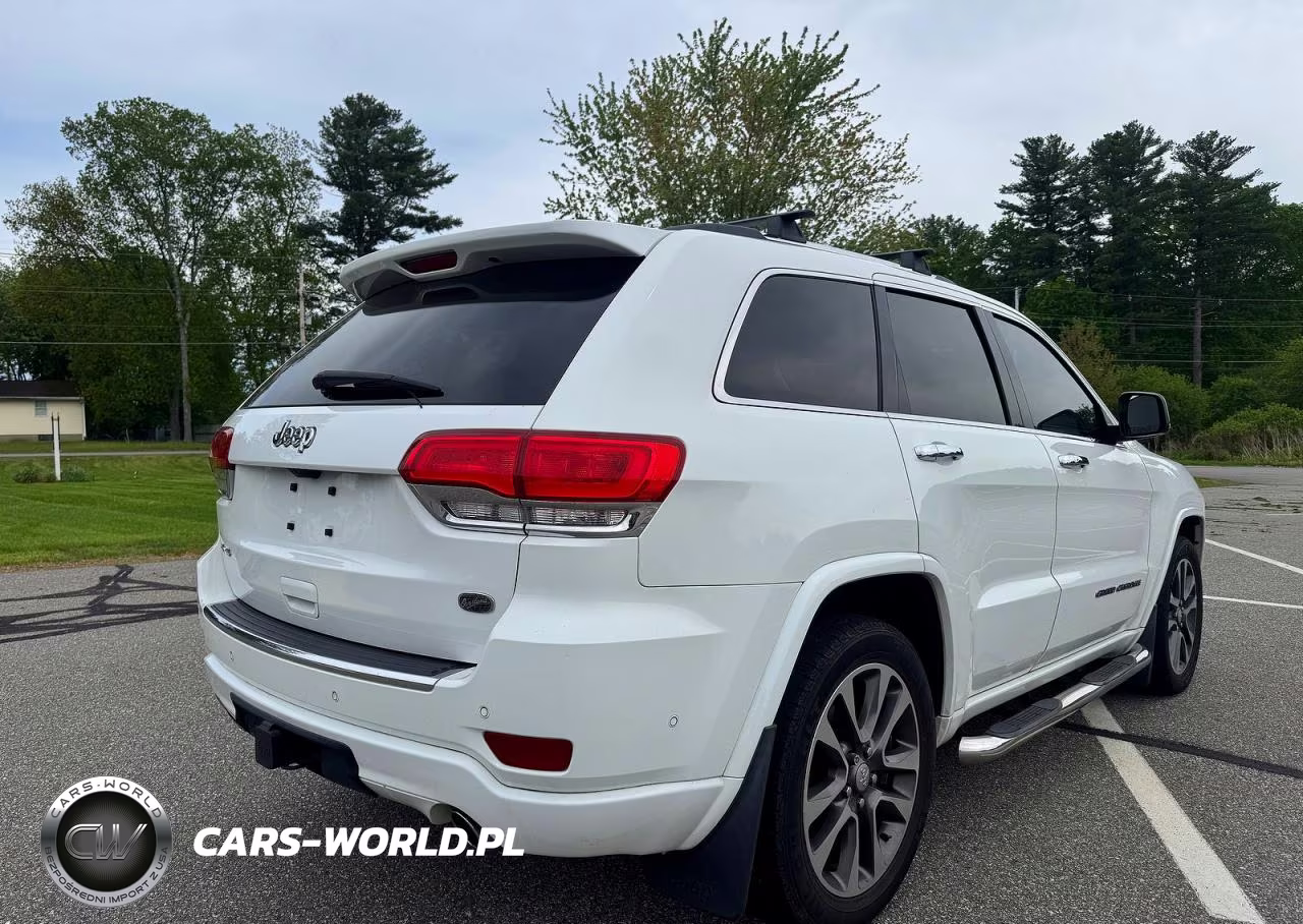 2018 Jeep Grand Cherokee Overland VIN:1C4RJFCT6JC104487 - 4