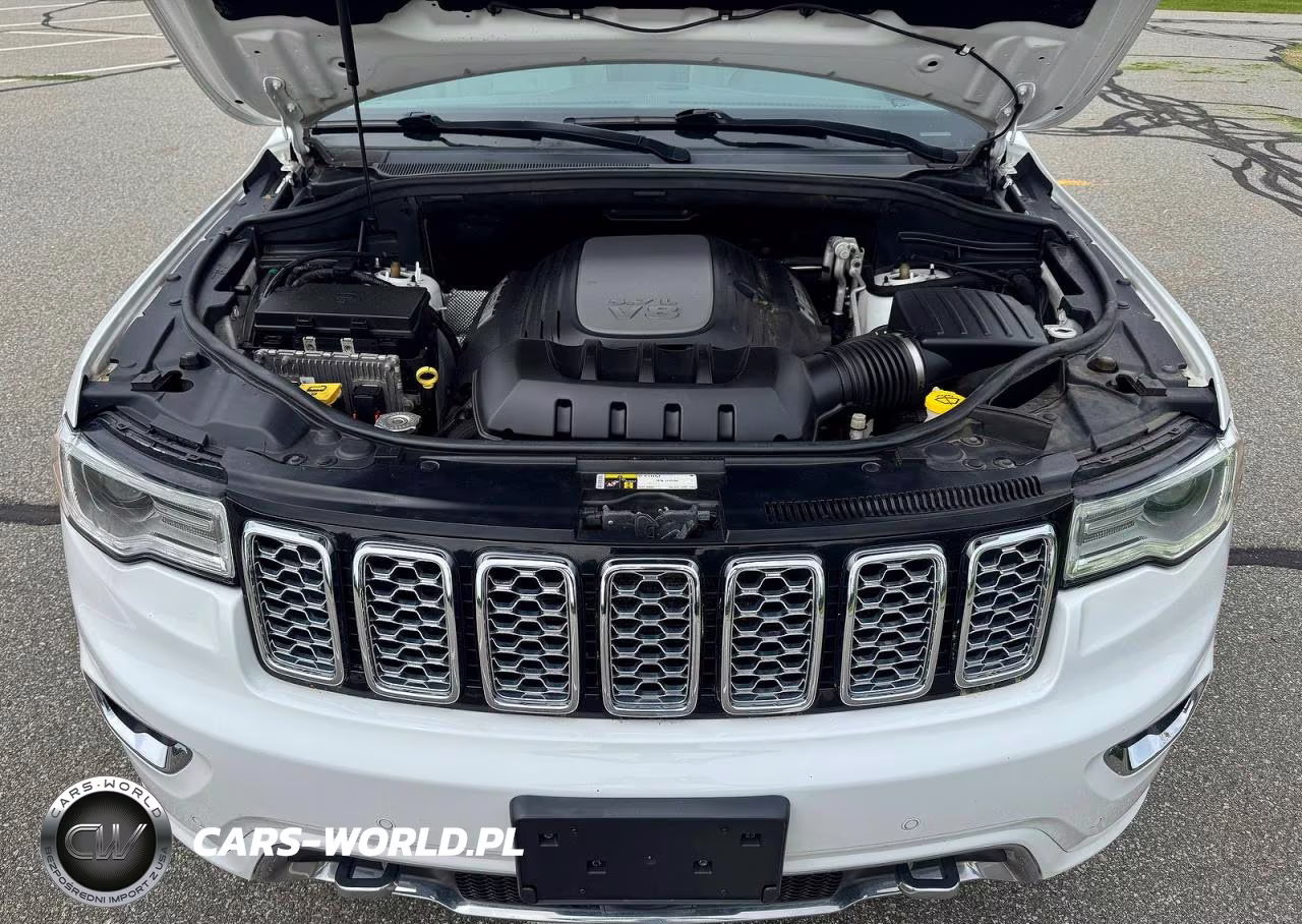 2018 Jeep Grand Cherokee Overland VIN:1C4RJFCT6JC104487 - 7