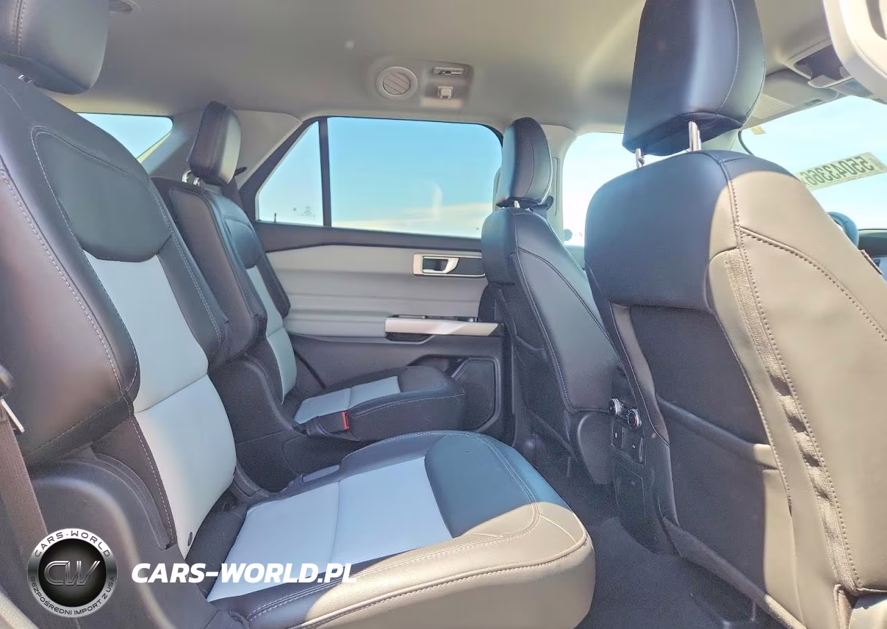 2024 Ford Explorer Xlt VIN:1FMSK8DH6RGA56297 - 10