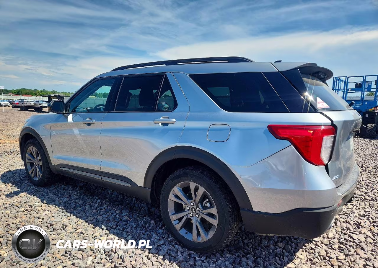 2024 Ford Explorer Xlt VIN:1FMSK8DH6RGA56297 - 2
