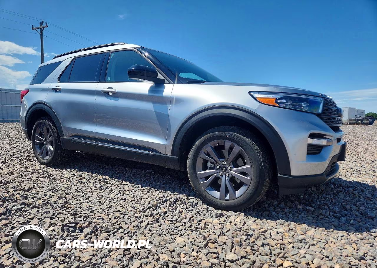 2024 Ford Explorer Xlt VIN:1FMSK8DH6RGA56297 - 4