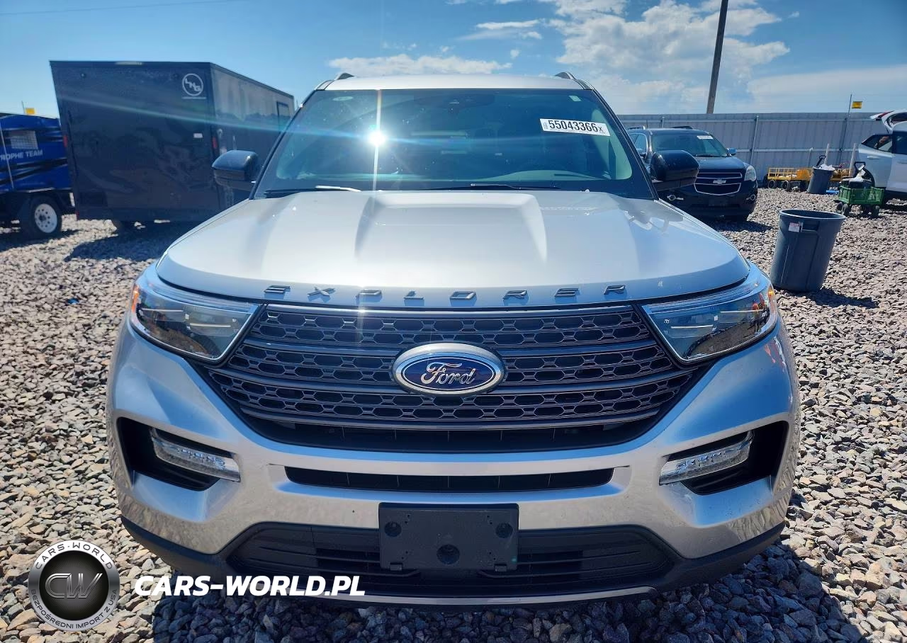 2024 Ford Explorer Xlt VIN:1FMSK8DH6RGA56297 - 5