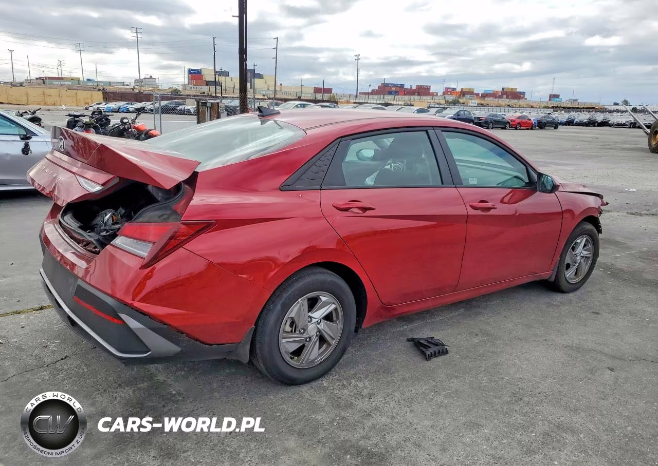 2025 Hyundai Elantra Se VIN:KMHLL4DG0SU051752 - 3