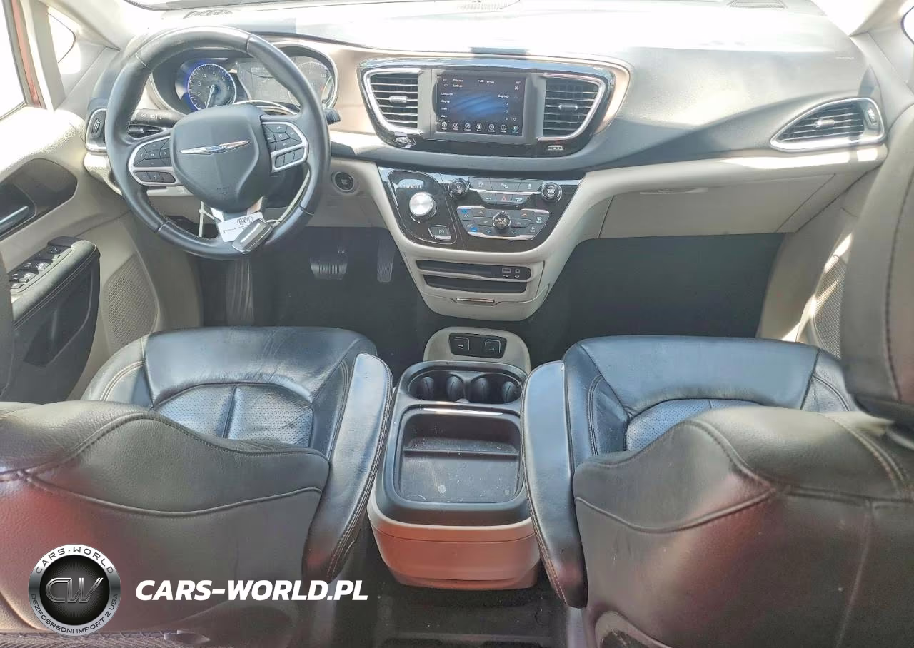 2018 Chrysler Pacifica Touring L VIN:2C4RC1BG5JR237508 - 8