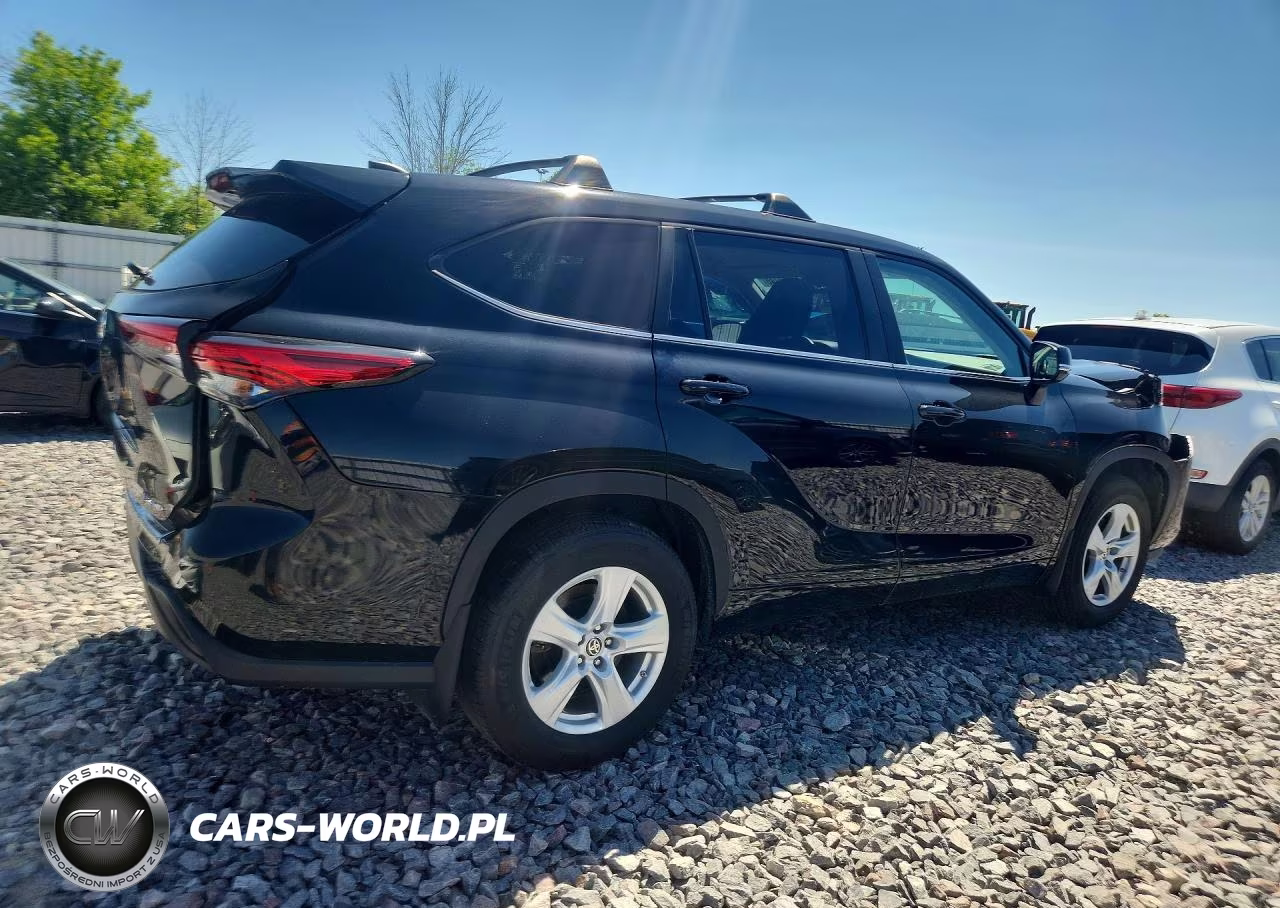 2023 Toyota Highlander Le VIN:5TDKDRBH5PS501364 - 3