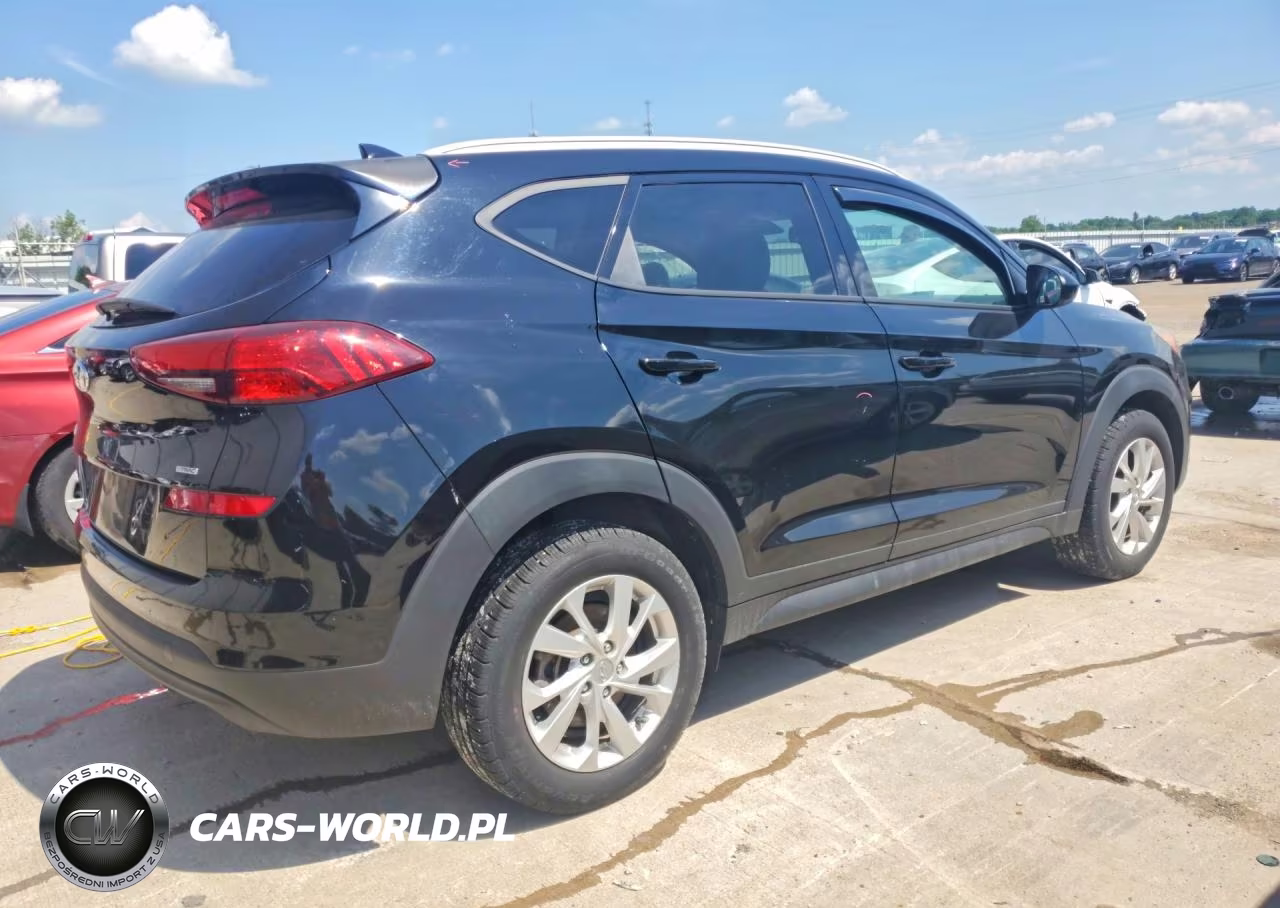 2019 Hyundai Tucson Value VIN:KM8J3CA43KU070694 - 3