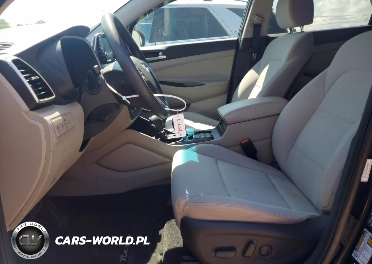 2019 Hyundai Tucson Value VIN:KM8J3CA43KU070694 - 7