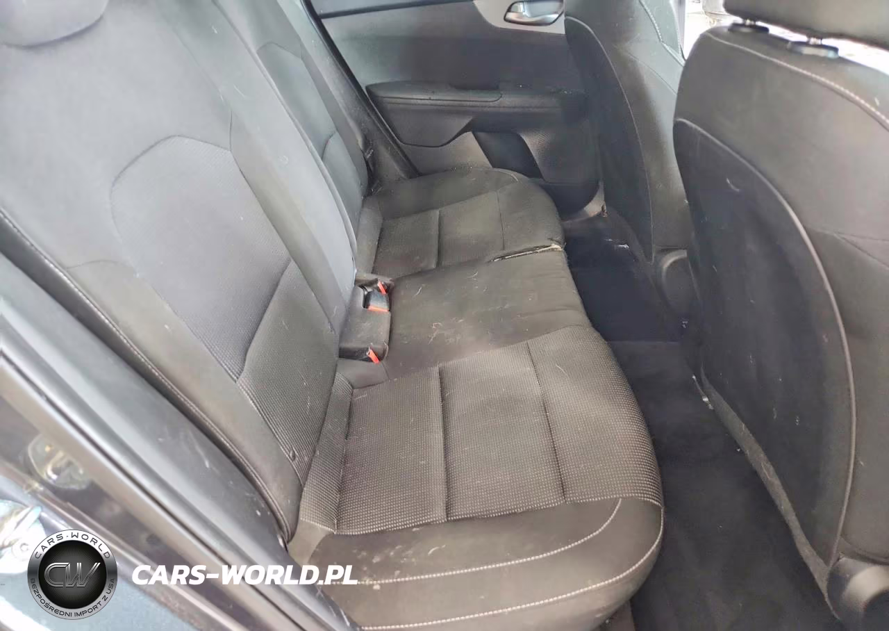 2021 Kia Forte Lxs VIN:3KPF24AD3ME391011 - 10