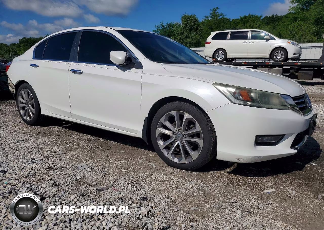 2014 Honda Accord Sport VIN:1HGCR2F50EA017871 - 4