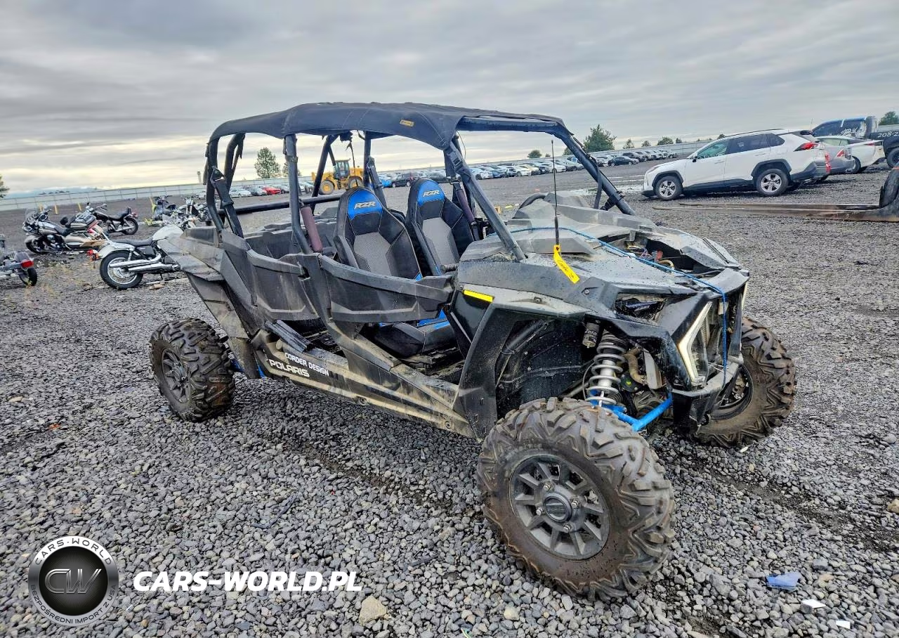 2022 Pols Rzr