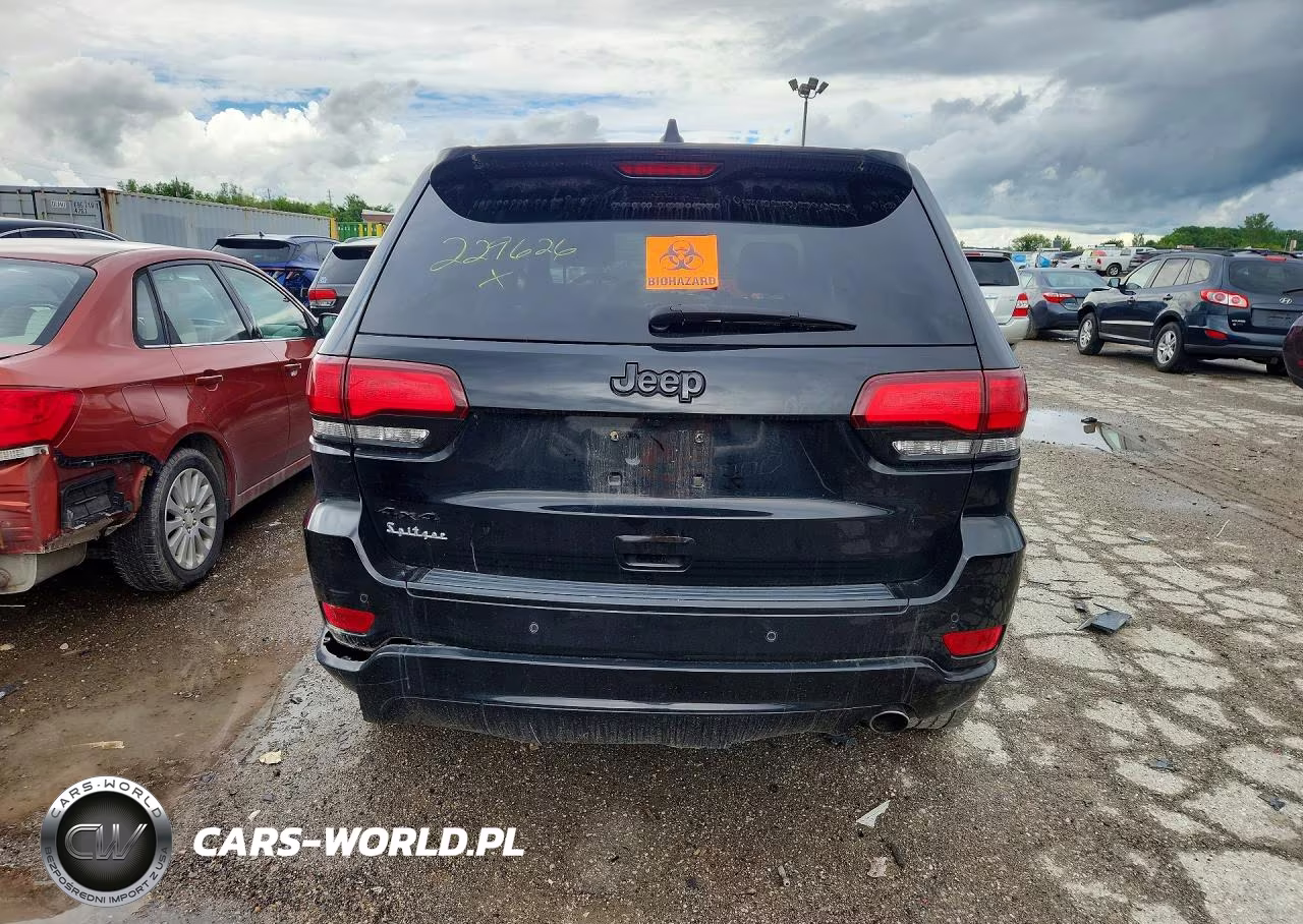 2018 Jeep Grand Cherokee Laredo VIN:1C4RJFAG8JC229626 - 6