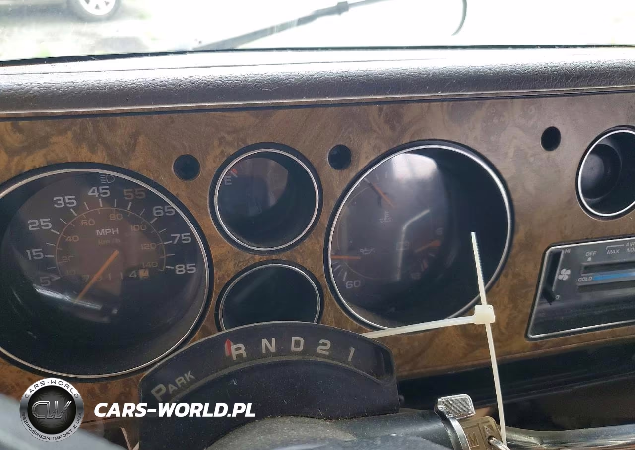 1984 Chevrolet G30 VIN:2GBJG31M3E4172041 - 8
