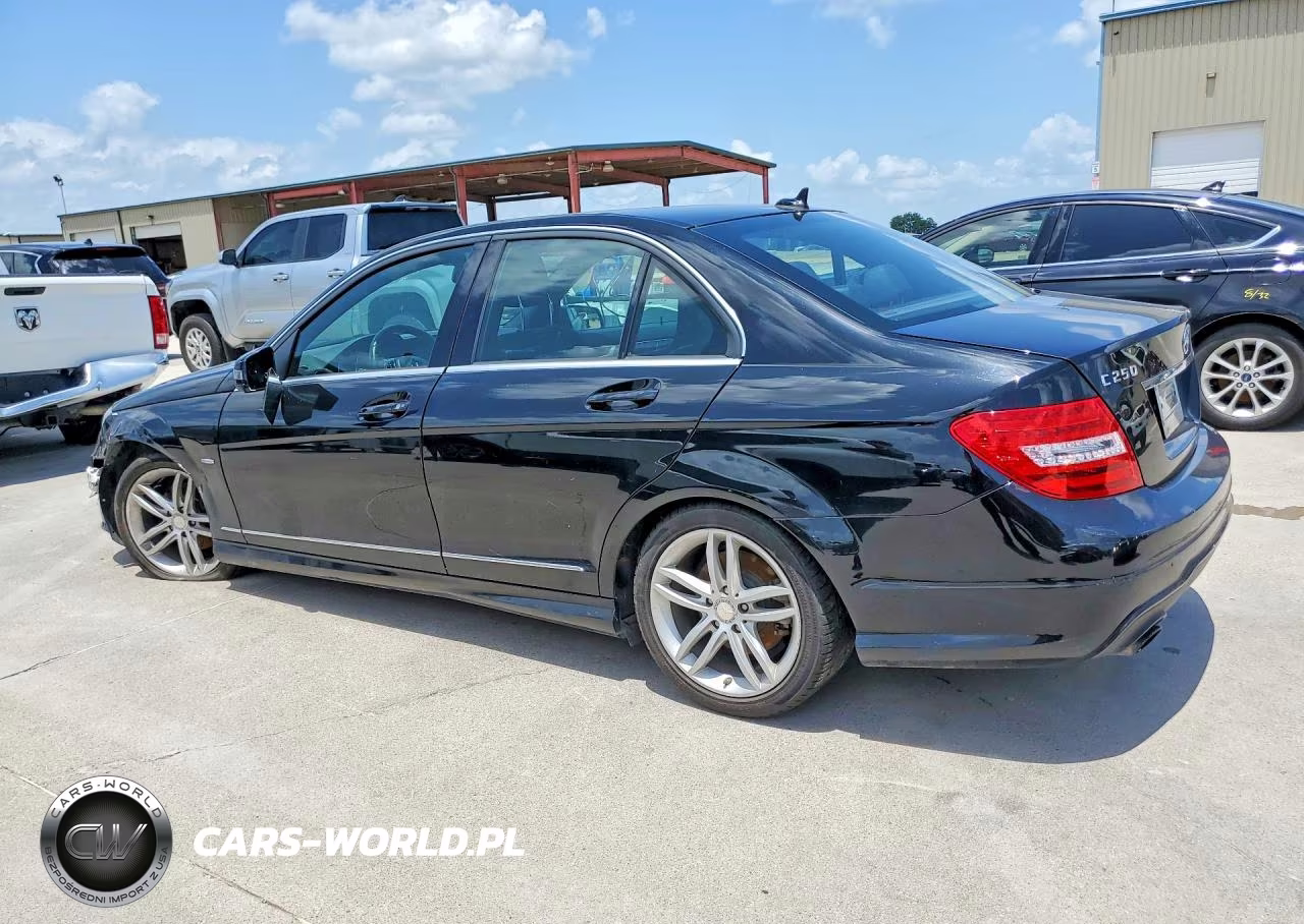 2012 Mercedes-Benz C 250 VIN:WDDGF4HB4CA650268 - 2