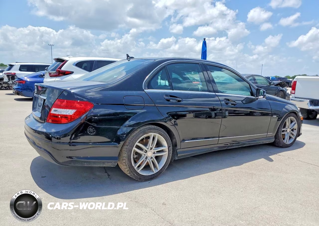 2012 Mercedes-Benz C 250 VIN:WDDGF4HB4CA650268 - 3
