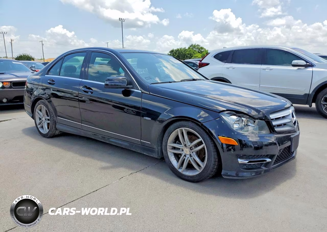 2012 Mercedes-Benz C 250 VIN:WDDGF4HB4CA650268 - 4