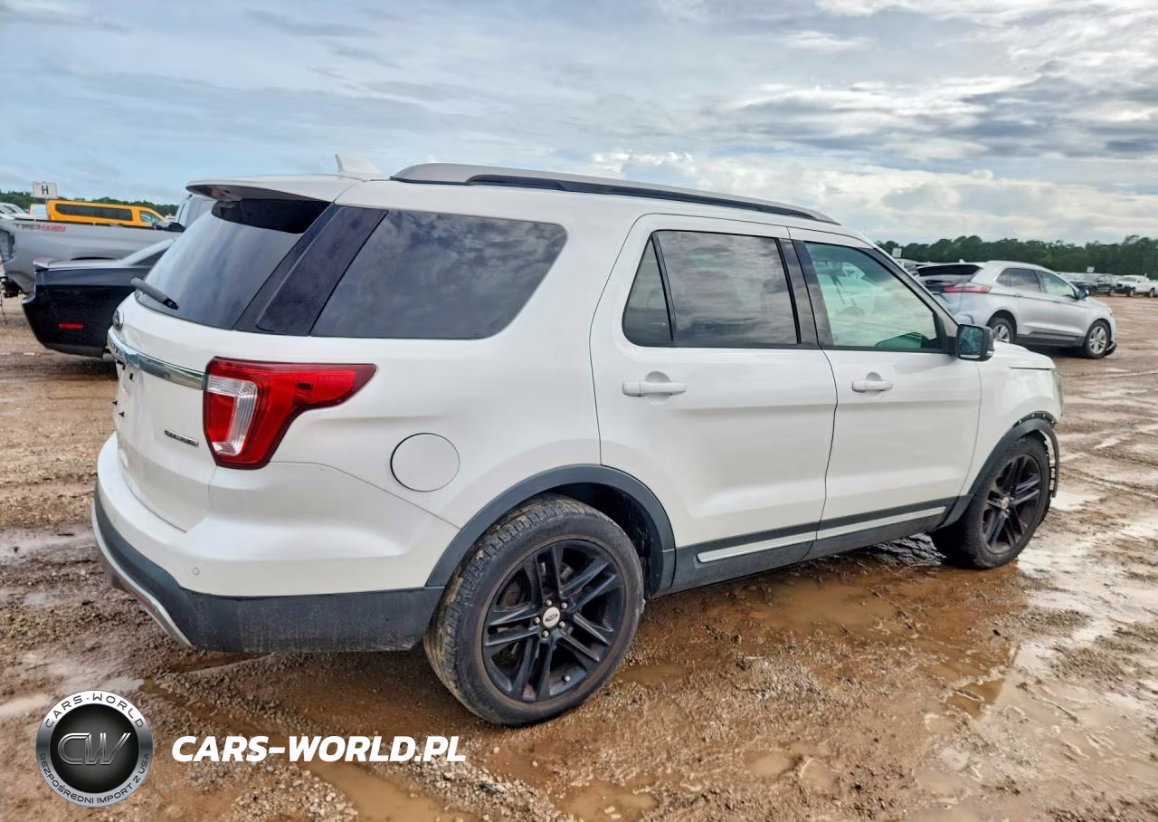 2016 Ford Explorer Xlt VIN:1FM5K7D80GGB93983 - 3