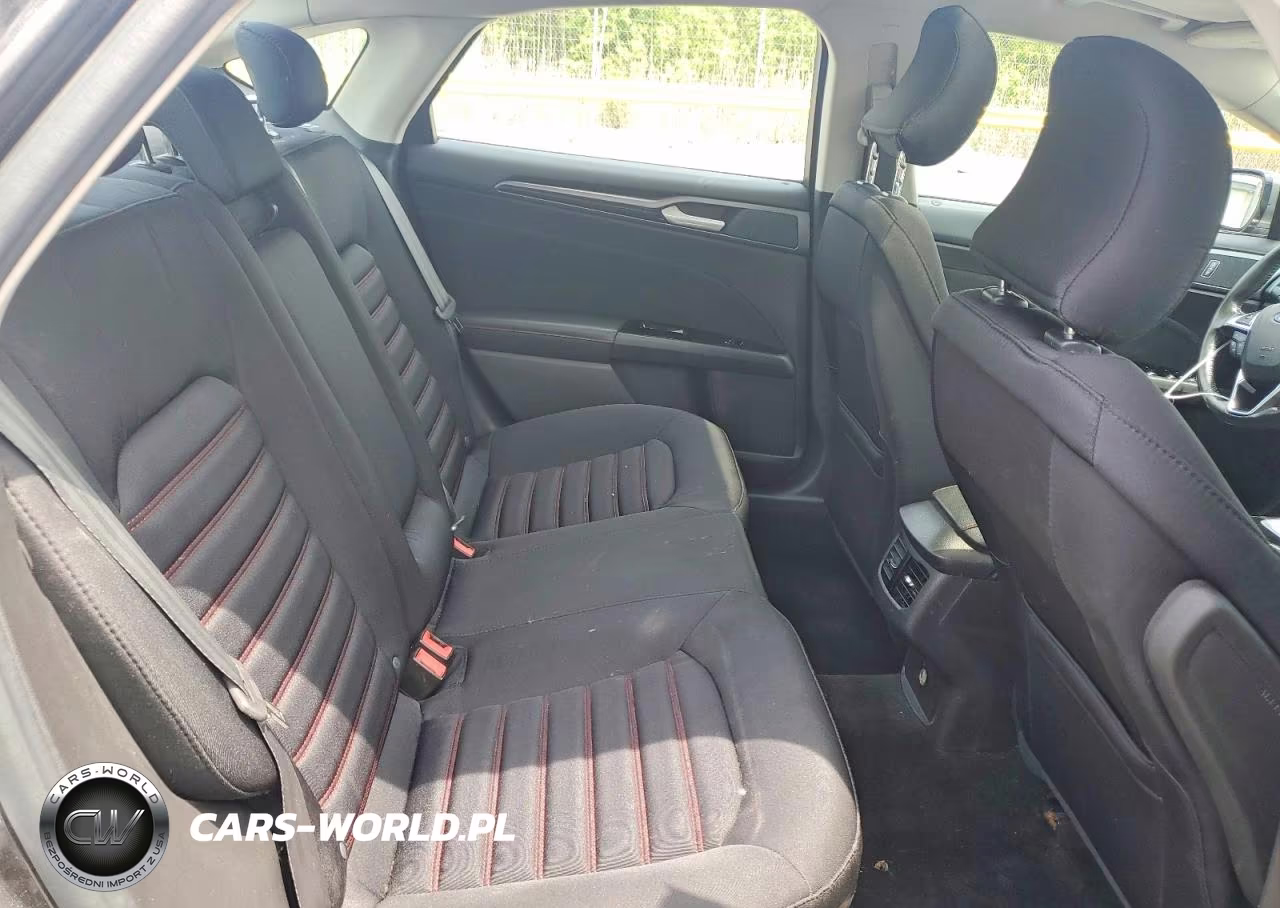 2016 Ford Fusion Se VIN:3FA6P0T90GR403864 - 10
