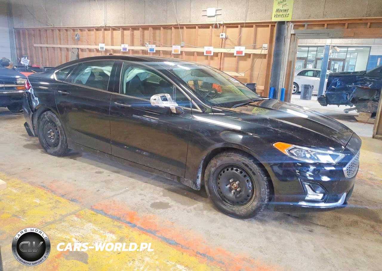 2020 Ford Fusion Titanium VIN:3FA6P0D93LR136678 - 4