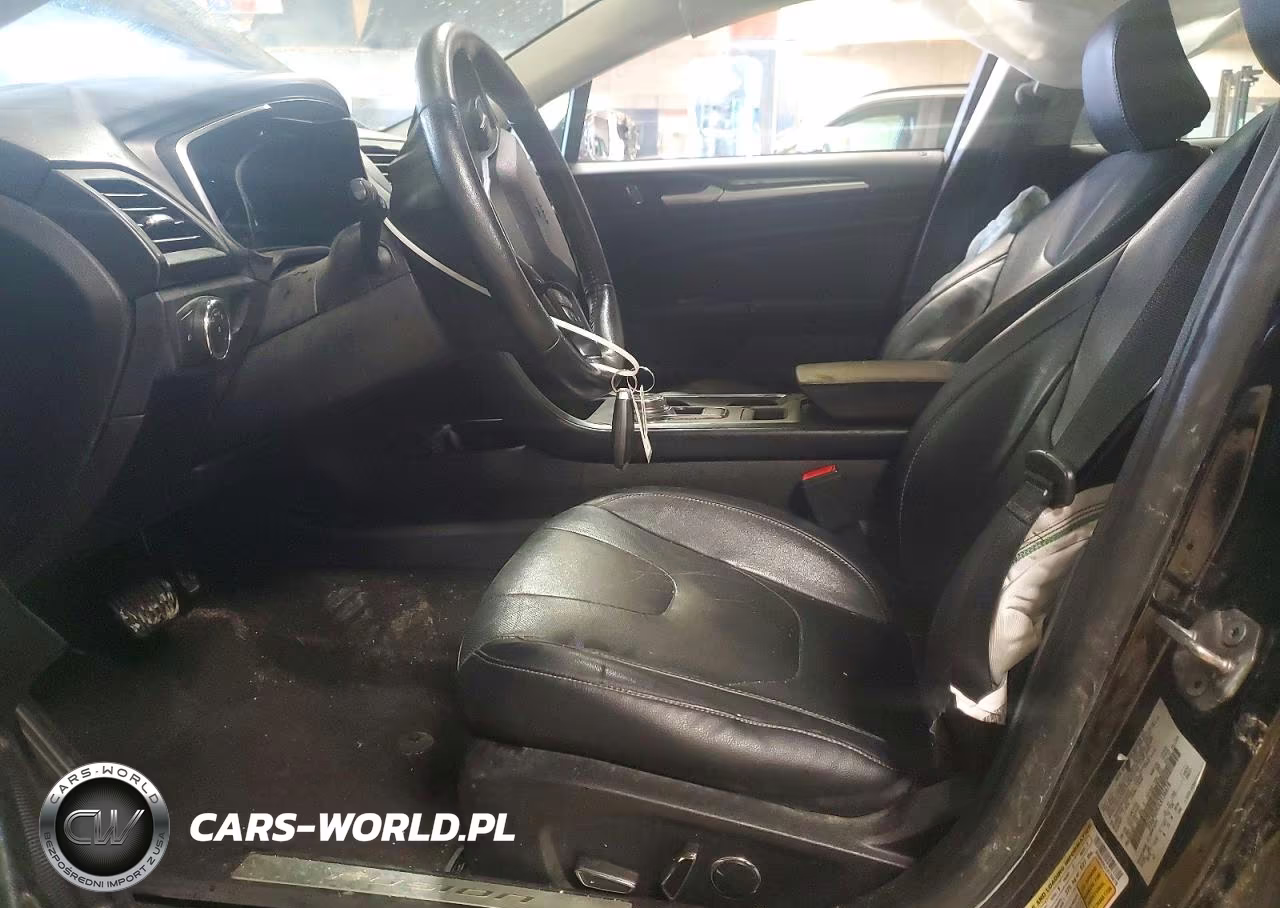 2020 Ford Fusion Titanium VIN:3FA6P0D93LR136678 - 7
