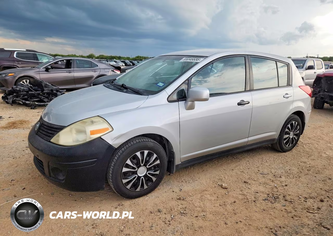 2011 Nissan Versa 1.8 S