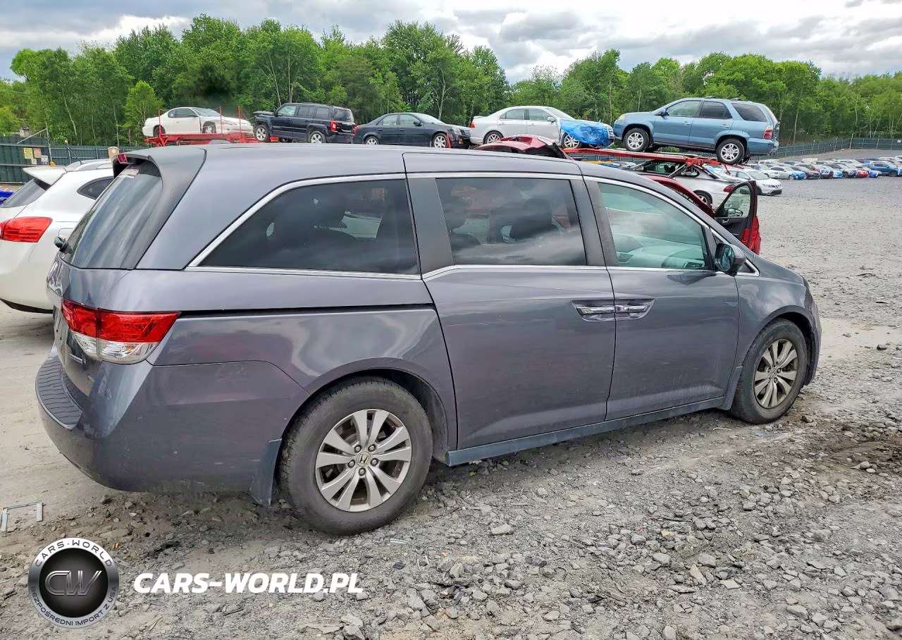 2017 Honda Odyssey Se VIN:5FNRL5H34HB014779 - 3