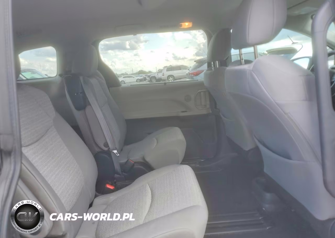 2022 Toyota Sienna Le VIN:5TDKRKEC0NS125906 - 11