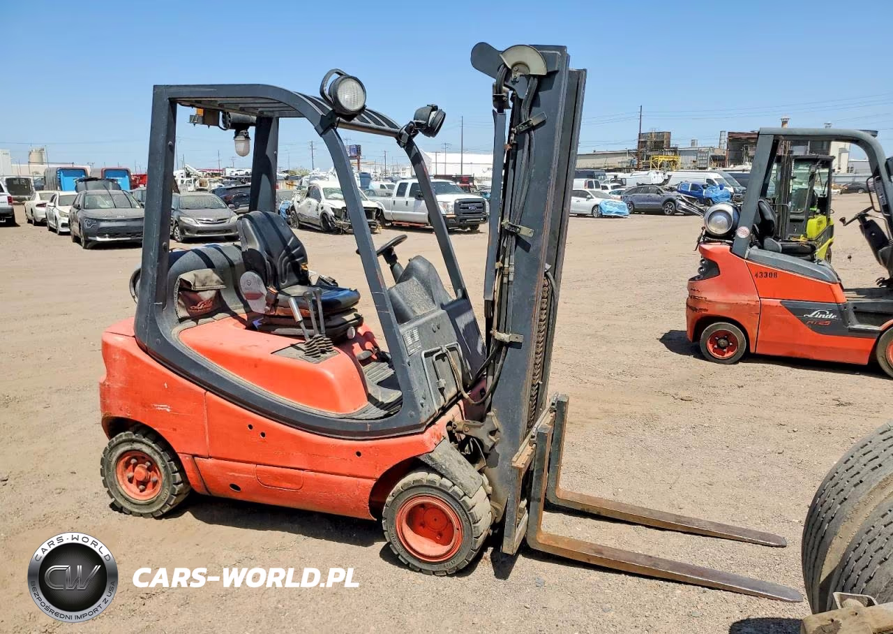 2001 Linde Forklift