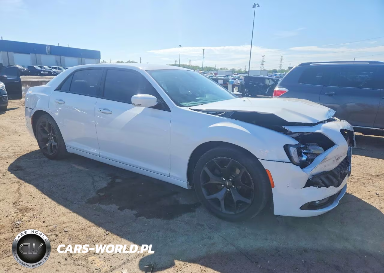 2021 Chrysler 300 S VIN:2C3CCABG6MH545419 - 4