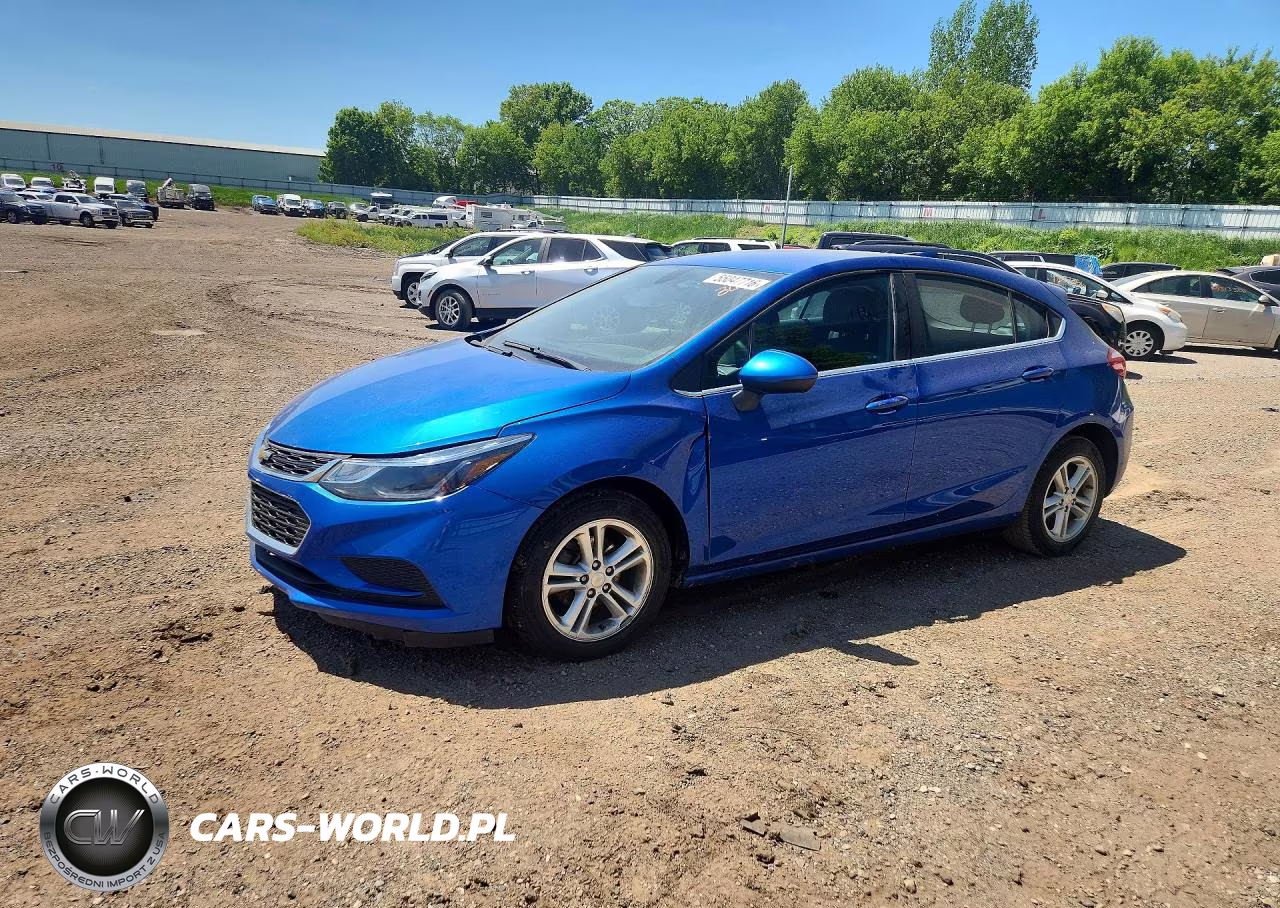 2017 Chevrolet Cruze Lt – zdjęcie 1 z 12