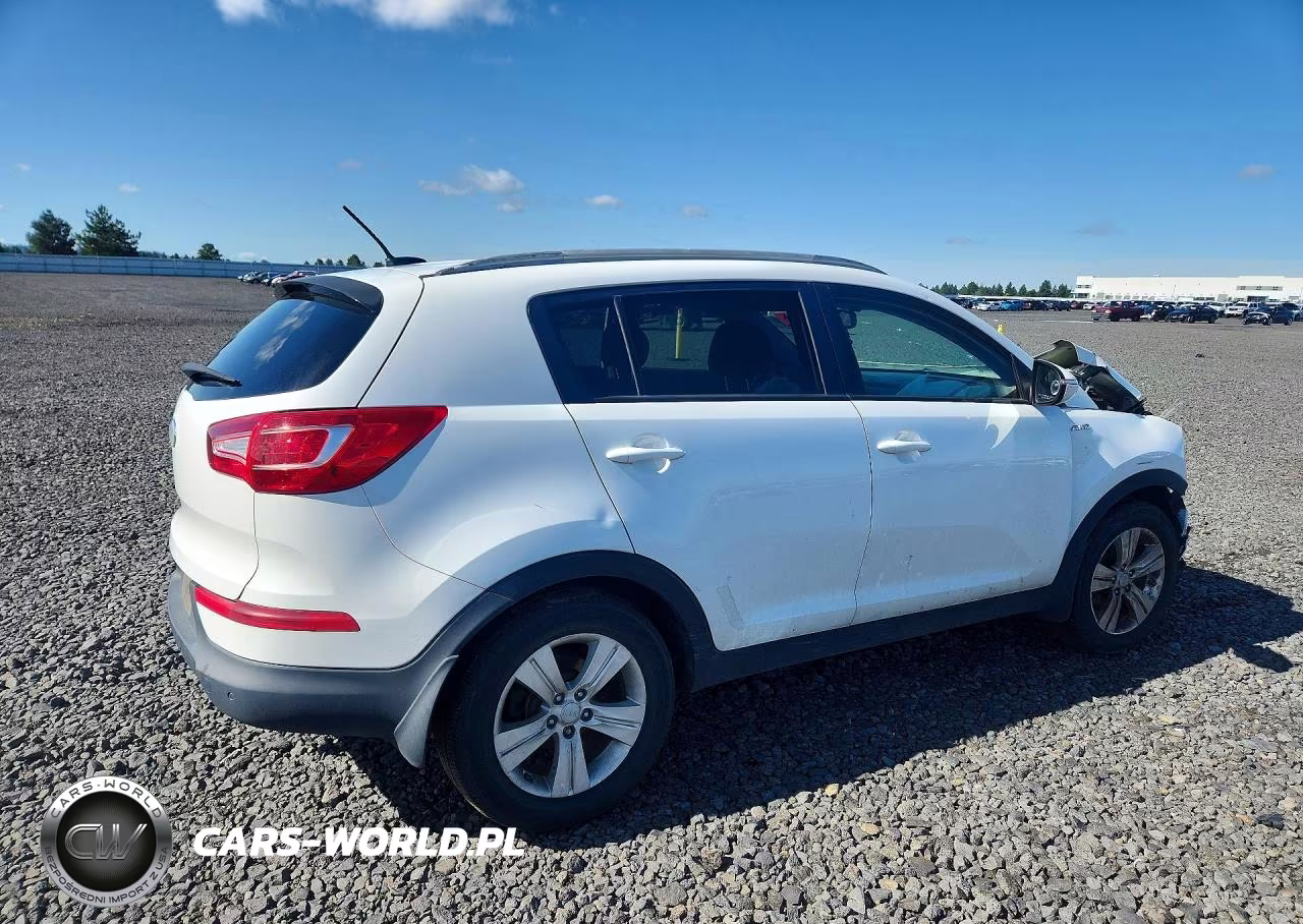 2013 Kia Sportage Lx VIN:KNDPBCA2XD7524344 - 3