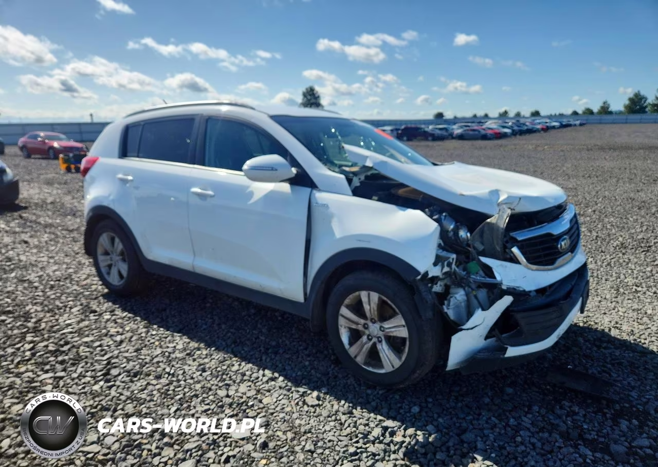 2013 Kia Sportage Lx VIN:KNDPBCA2XD7524344 - 4