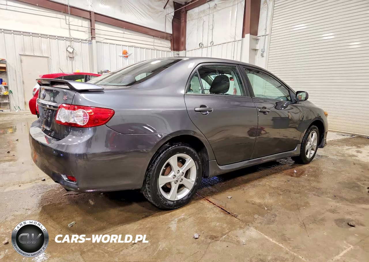 2011 Toyota Corolla S VIN:2T1BU4EE6BC645706 - 3