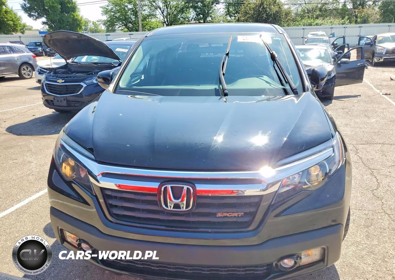 2017 Honda Ridgeline Sport VIN:5FPYK2F16HB008245 - 5