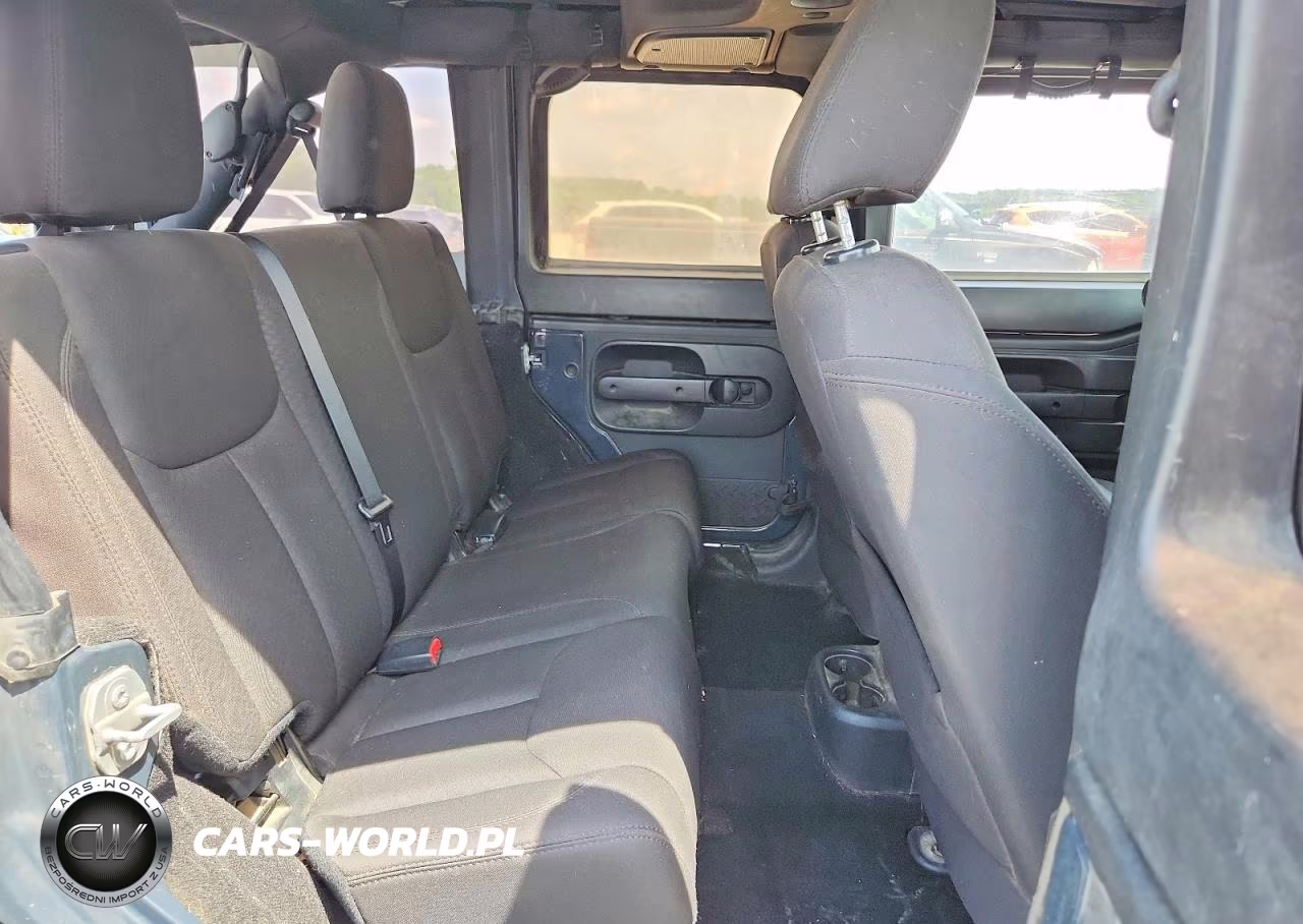 2016 Jeep Wrangler Unlimited Sport VIN:1C4BJWDG8GL231706 - 10