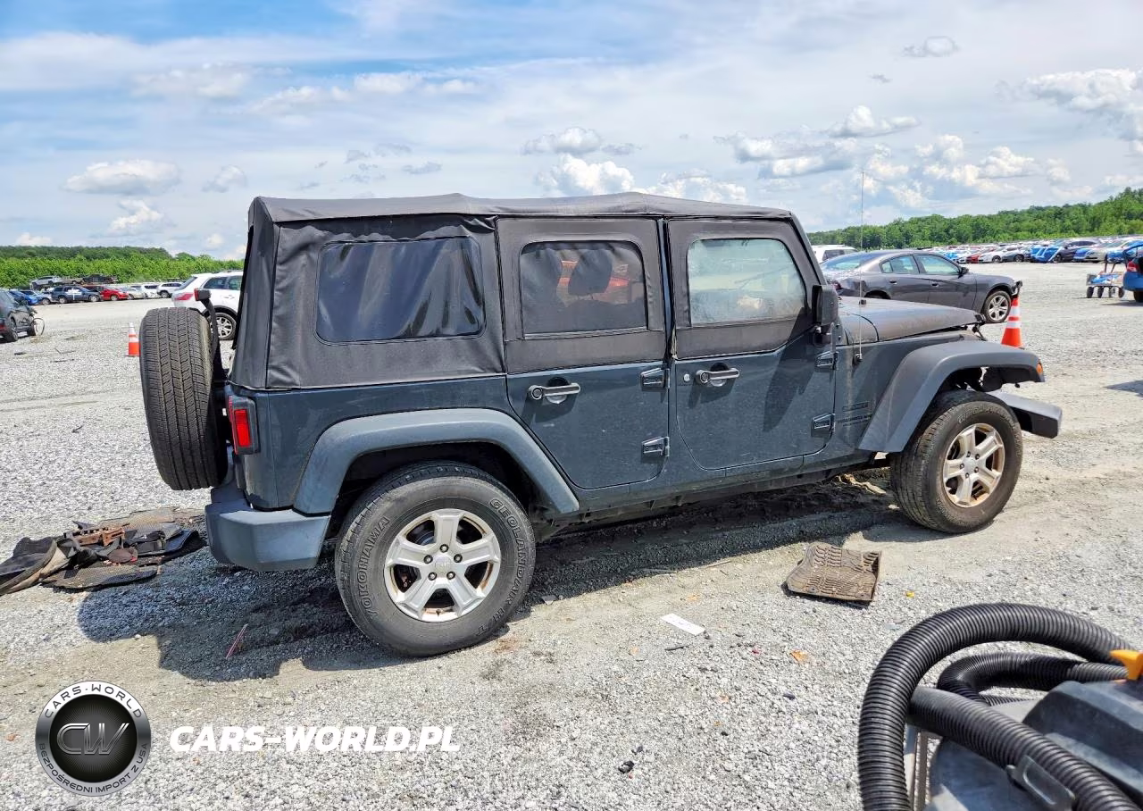 2016 Jeep Wrangler Unlimited Sport VIN:1C4BJWDG8GL231706 - 3