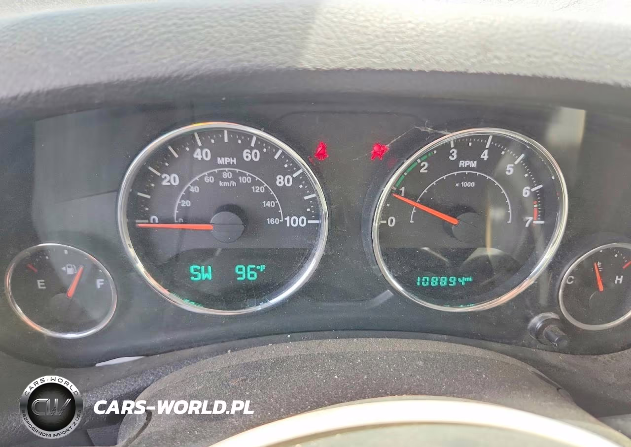 2016 Jeep Wrangler Unlimited Sport VIN:1C4BJWDG8GL231706 - 9