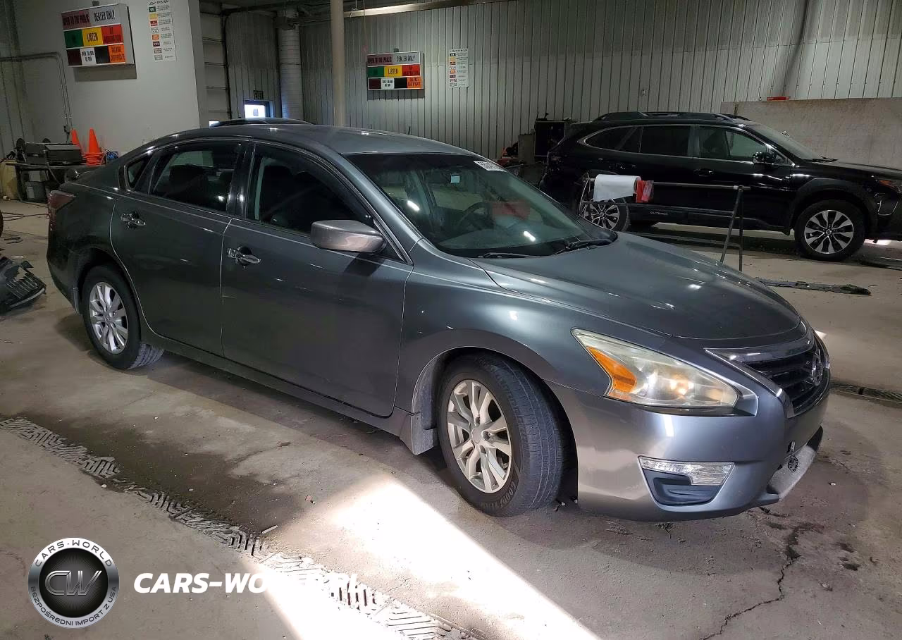 2014 Nissan Altima 2.5 S VIN:1N4AL3AP6EC408586 - 4