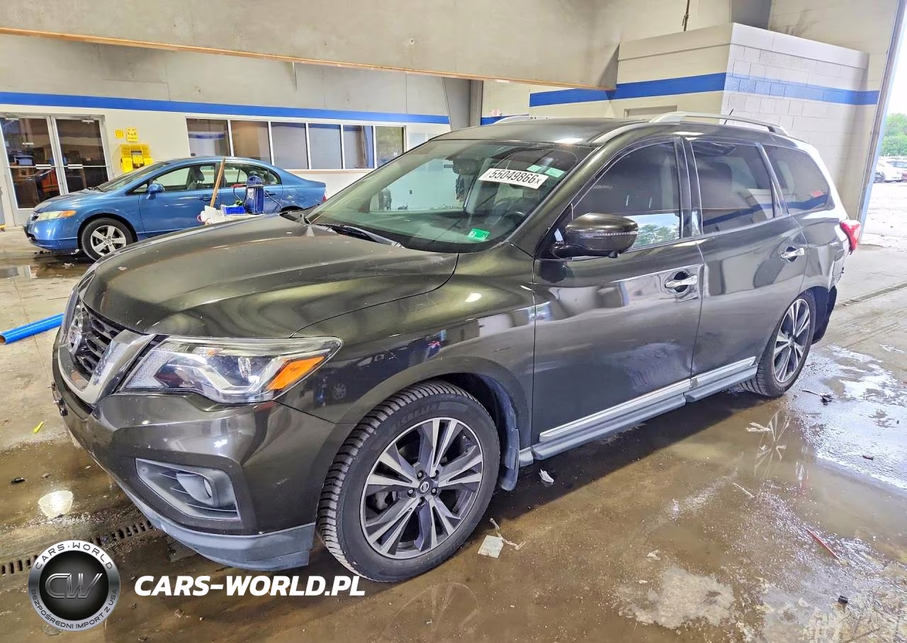 2017 Nissan Pathfinder Platinum – zdjęcie 1 z 14