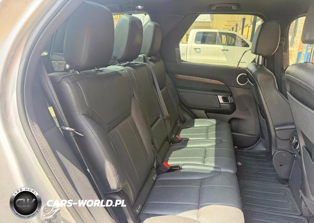 2018 Land Rover Discovery Hse VIN:SALRR2RVXJA065627 - 12