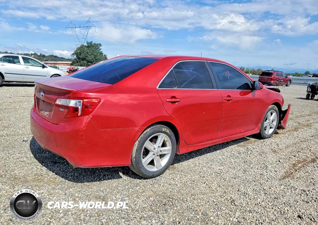 2013 Toyota Camry Se VIN:4T1BF1FK5DU705523 - 3