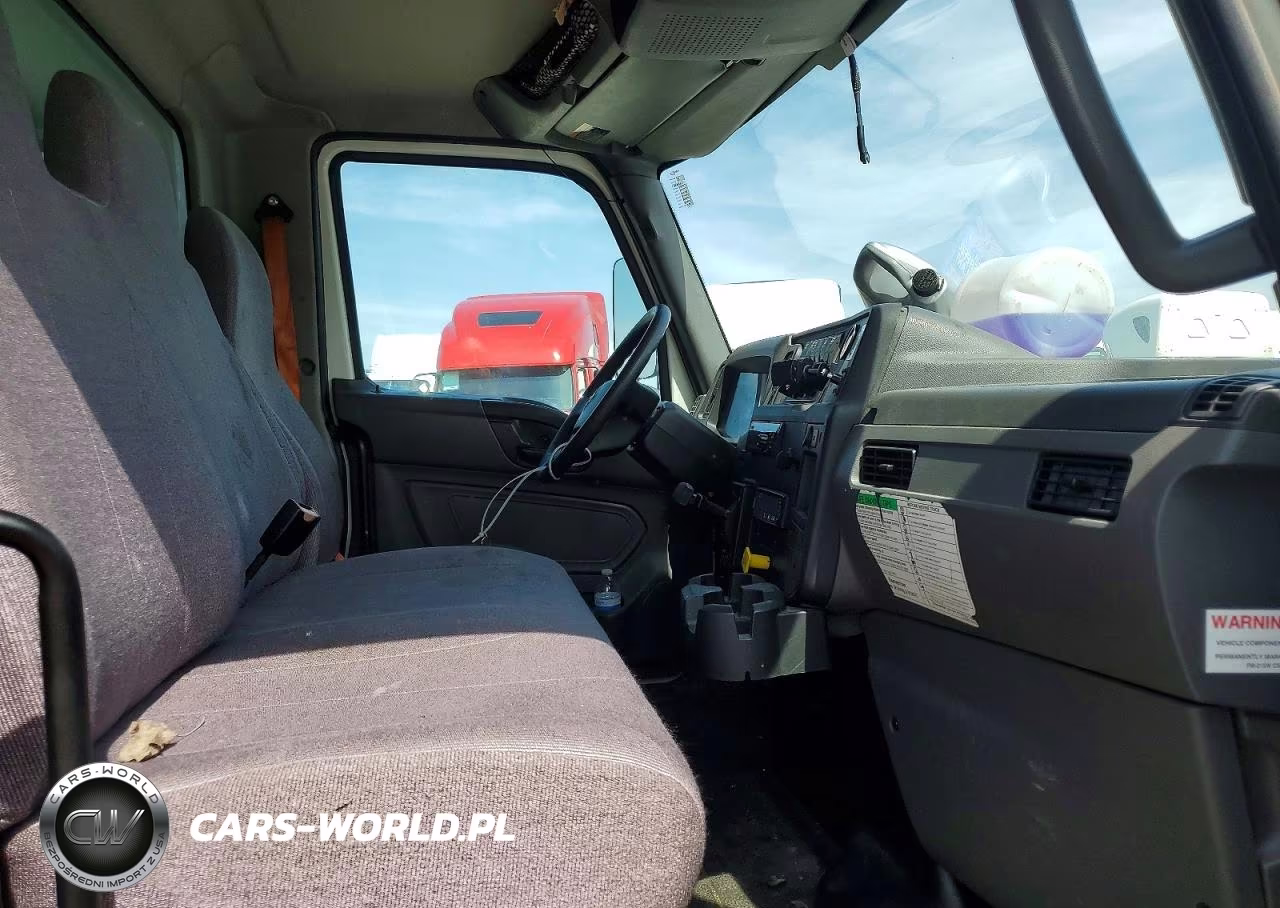 2019 International Mv607 Refrigerated Box Truck VIN:1HTEUMML1KH800951 - 5
