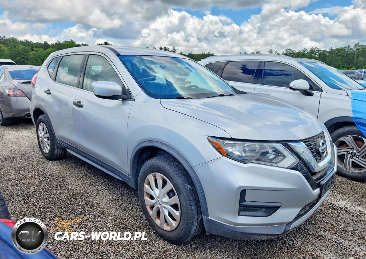 2017 Nissan Rogue S VIN:KNMAT2MVXHP509982 - 4