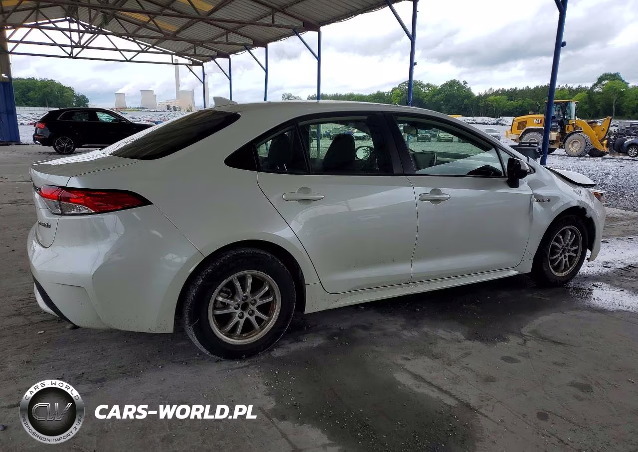 2021 Toyota Corolla Le VIN:JTDEAMDE5MJ004920 - 3
