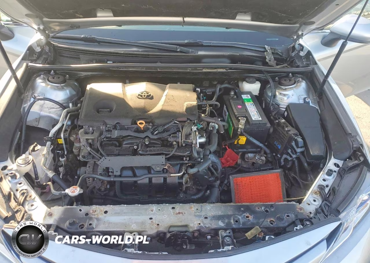 2018 Toyota Camry Le VIN:4T1B11HK7JU634297 - 11