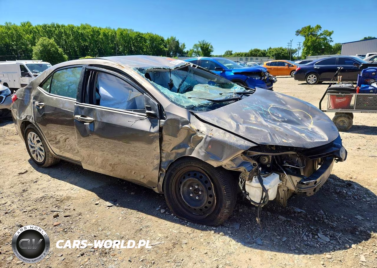 2017 Toyota Corolla Le VIN:2T1BURHE0HC830836 - 4
